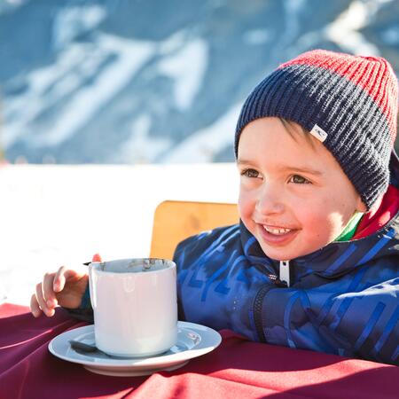 skiing holiday with child Salzburg Land