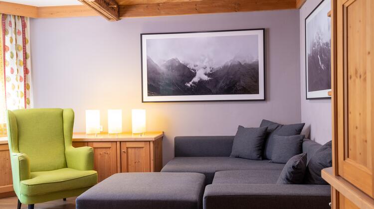 Apartment in Saalbach mit Couch